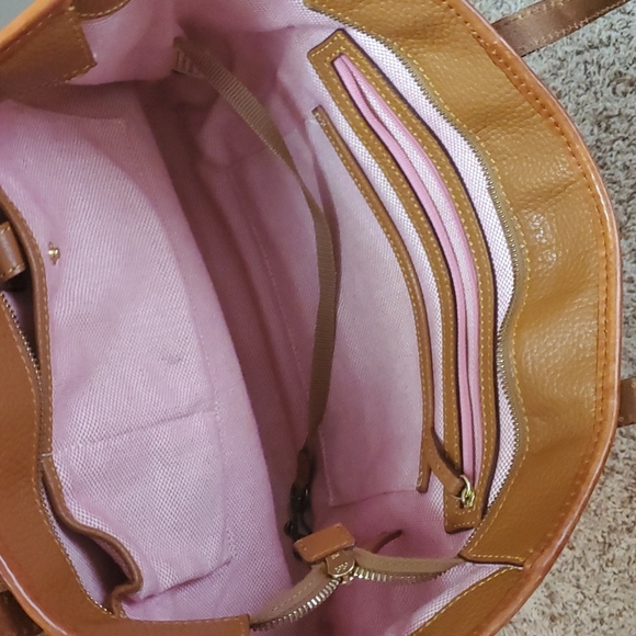 Dooney & Bourke Bag - like new! - Picture 4 of 8
